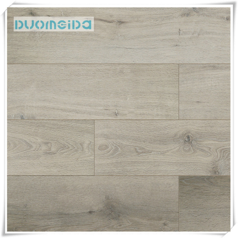 PVC Vinyl Flooring in Indaia